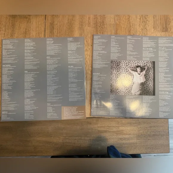 Taylor Swift Folklore "Betty's Garden" Limited Edition Variant - Picture 6 of 7